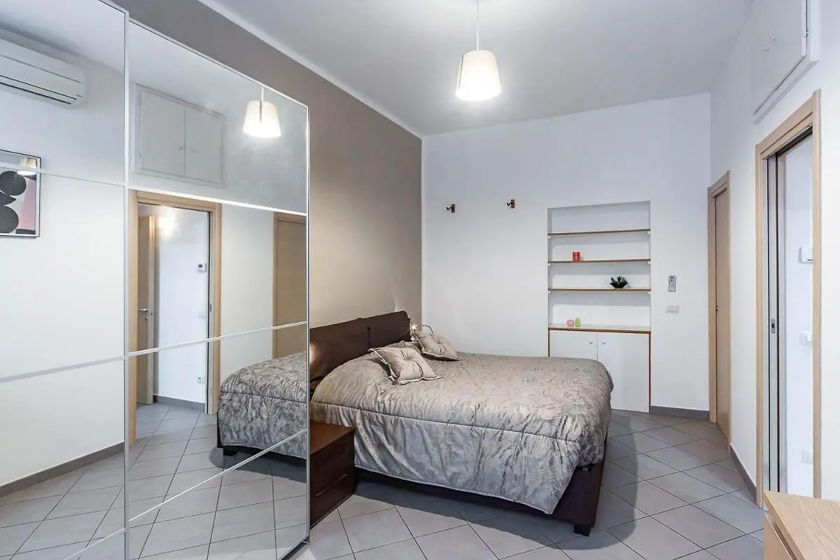 Apartamento Navigli-Centro Modern Flat Balcony Check-In H24 Milán 0*,